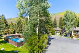 West Vail Ptarmigan Townhome - Easy Bus Access