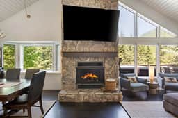 Large West Vail Home - Hot Tub & Ski Lockers