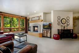 Beaver Creek Ski In/Out - Highlands Westview Condo