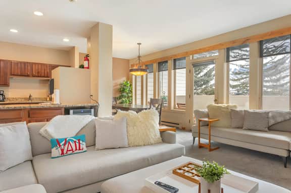 SunVail Condo - Steps from Bridge to Lionshead