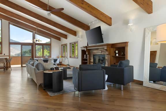 Beautiful West Vail Home - Amazing Views