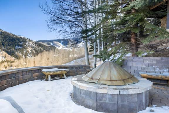 Large Beaver Creek Home - Privacy Emphasis