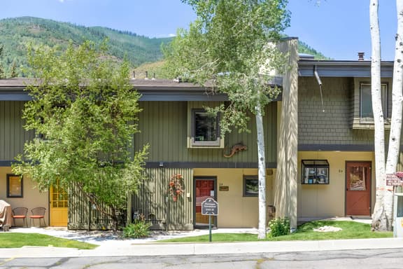 West Vail Ptarmigan Townhome - Summer Pool