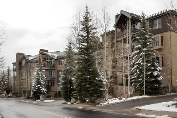 Cascade Village - Westhaven Condo Sleeps 24