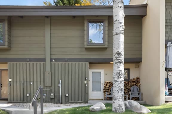 West Vail Ptarmigan Townhome - Summer Pool