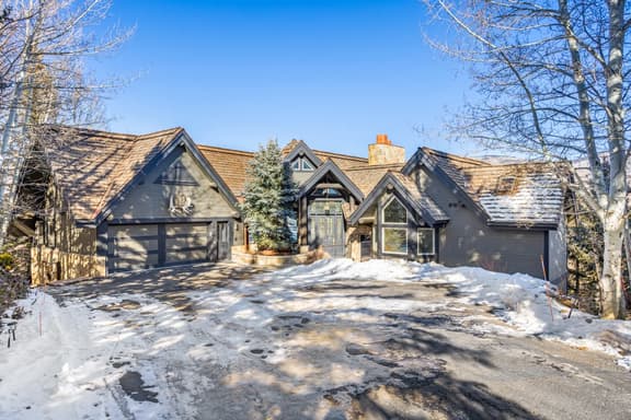 Large Beaver Creek Home - Privacy Emphasis